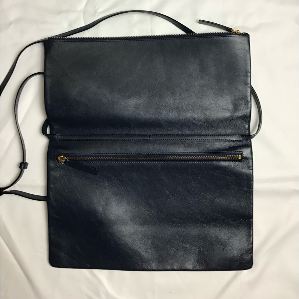 Everlane The Foldover Dark Navy Blue Leather Crossbody Bag View 3